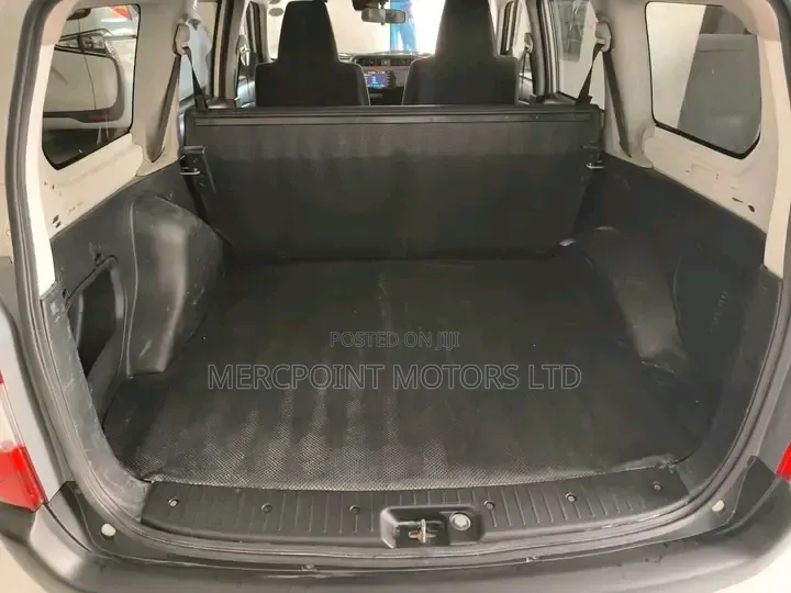 Toyota Probox 2019 Pearl