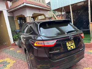 Toyota Harrier 2.0 2017 Black