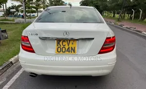 Mercedes-Benz C200 2012 White