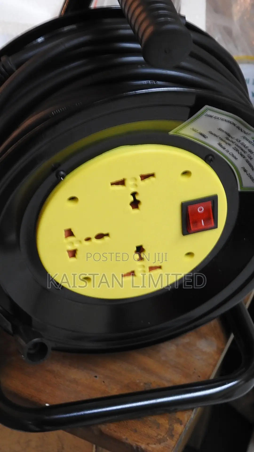 Extension Cable Reel 25m by 2.5mm Cable.