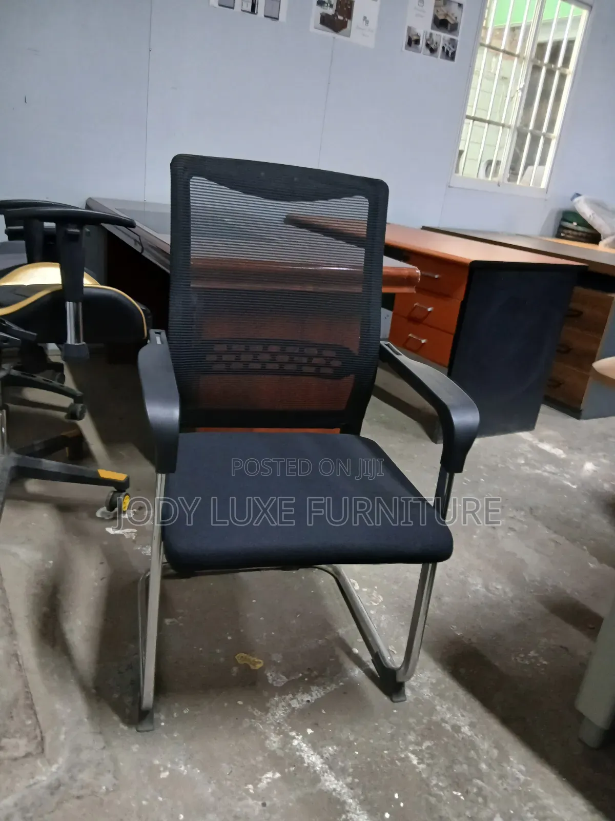White Adjustable Office Chair