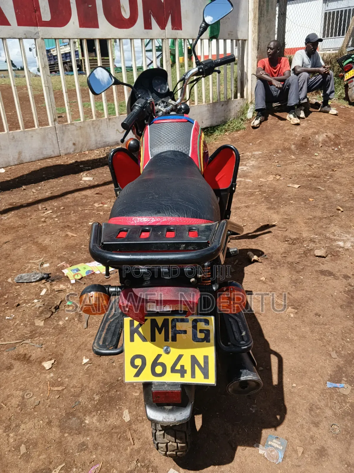 Bajaj Boxer 150 UG 2022 Red