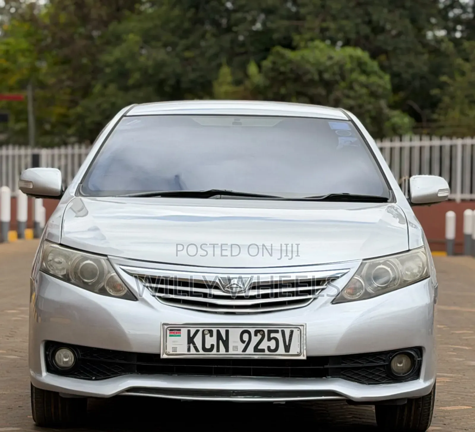 Toyota Allion 2010 Silver