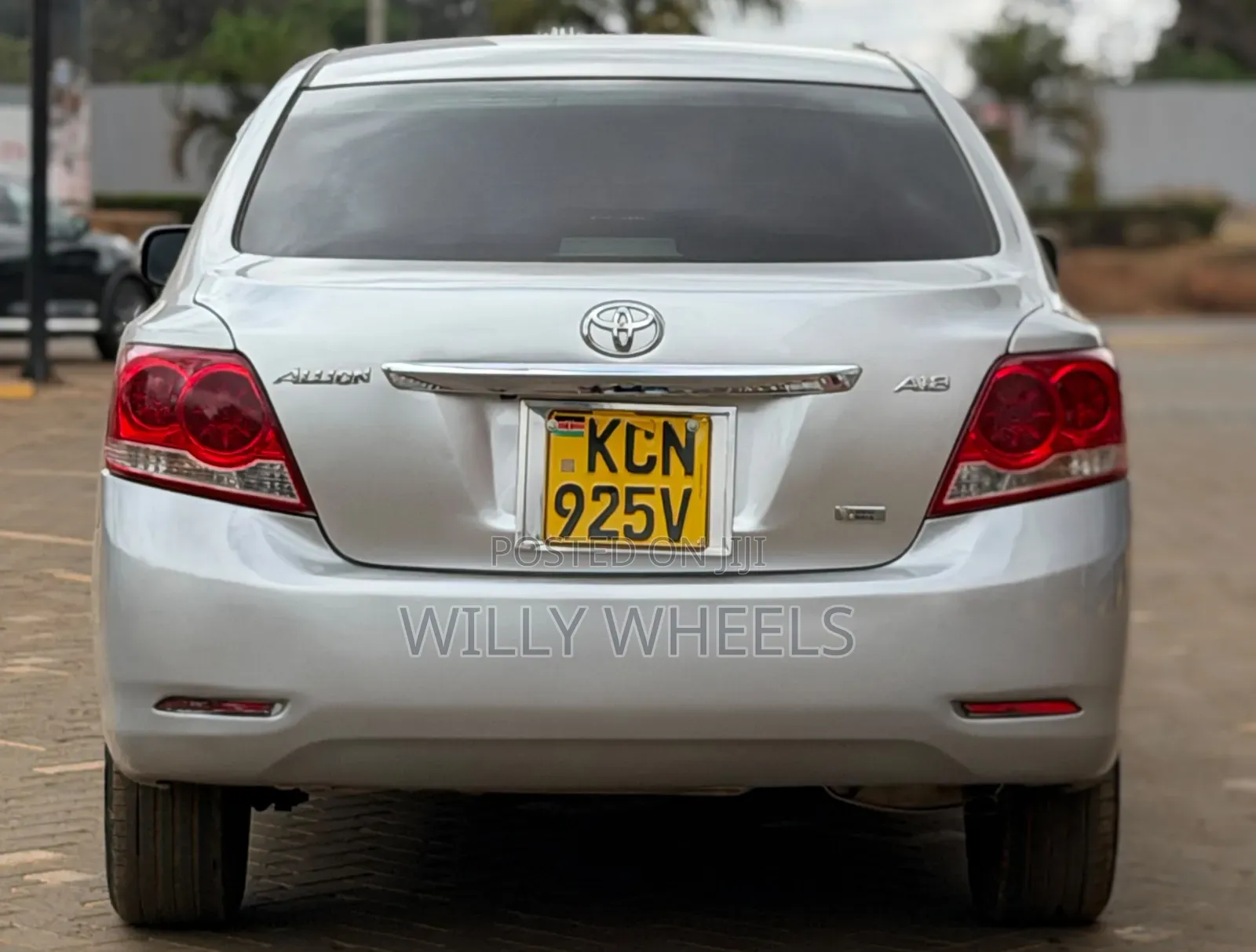 Toyota Allion 2010 Silver