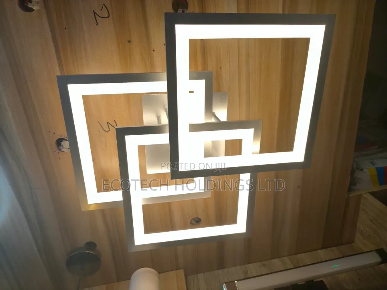Modern Overwraping Warm White Ceiling/Wall Light
