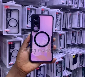 Vivo V70fe Xundd Shockproof Clear Back Cover in Nairobi