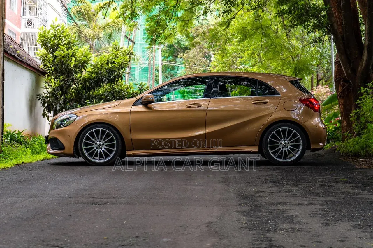 Mercedes-Benz A-Class 2017 Gold