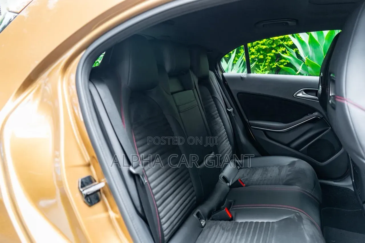 Mercedes-Benz A-Class 2017 Gold