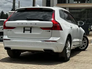 Volvo XC60 2018 White