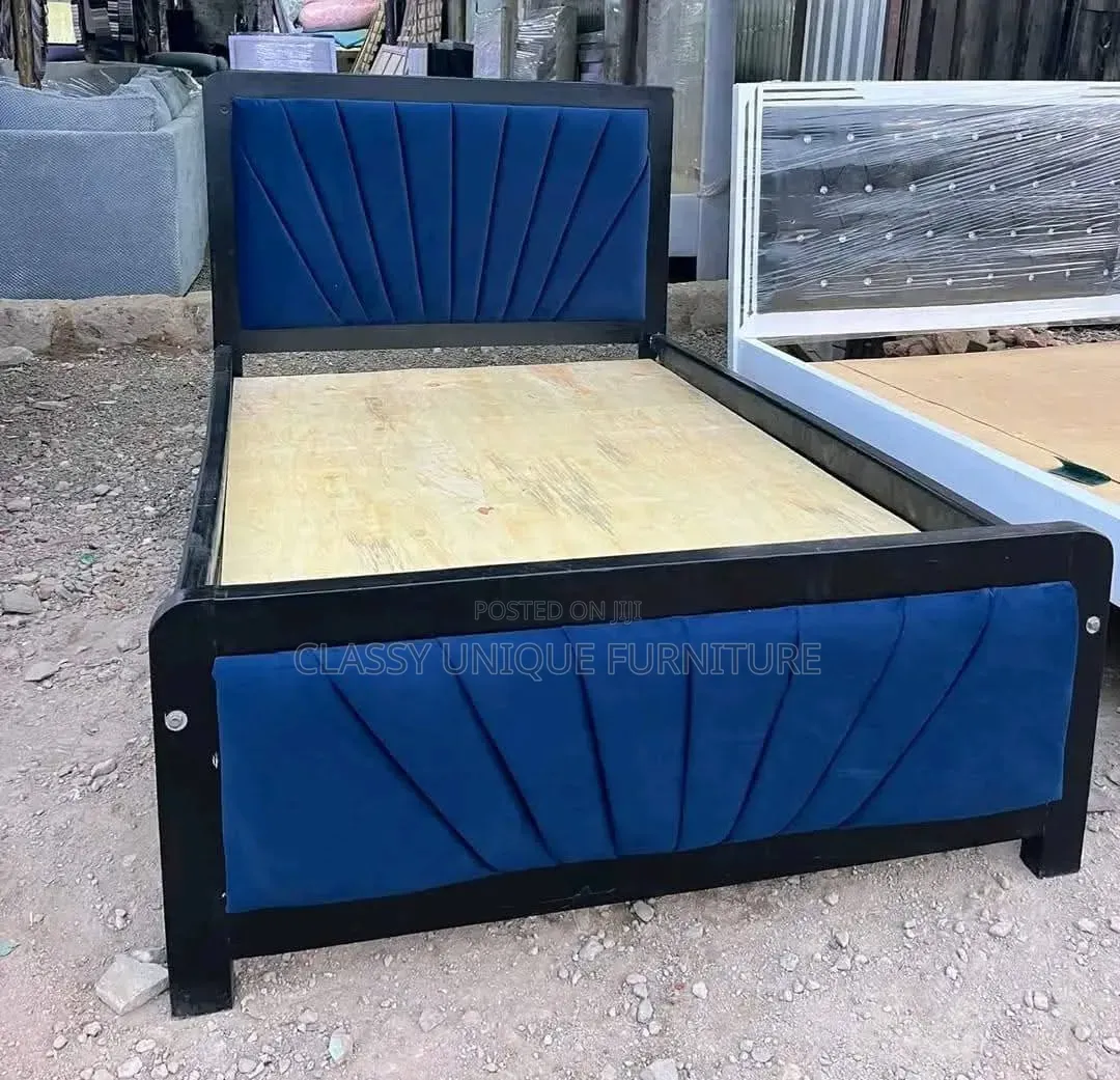 4x6 Blueblack Bed