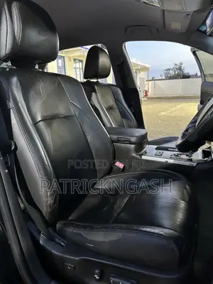 Toyota Crown 2012 Black
