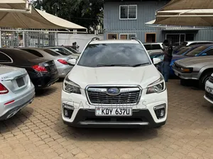 Subaru Forester 2019 White