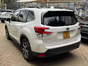 Subaru Forester 2019 White