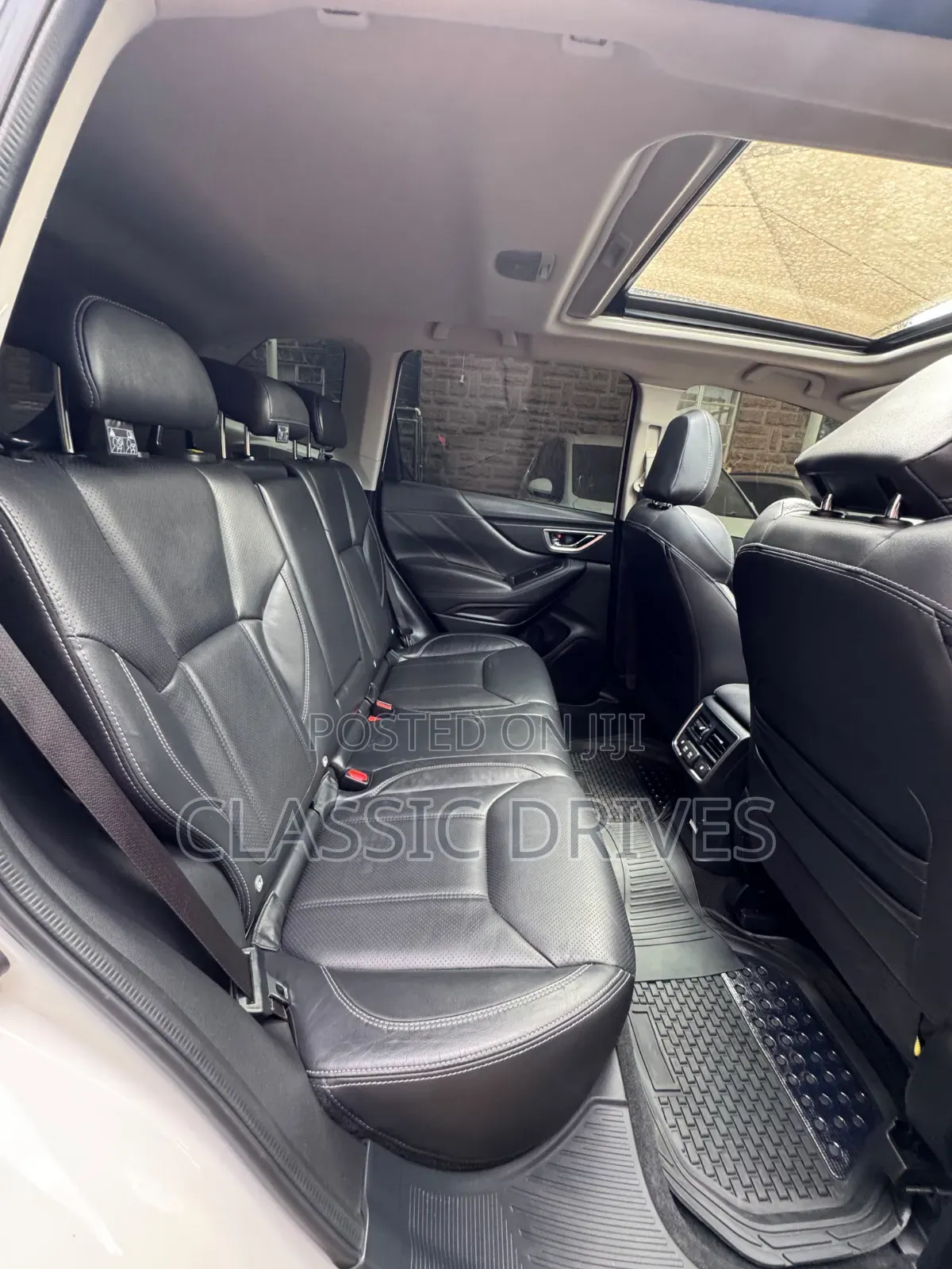 Subaru Forester 2019 White