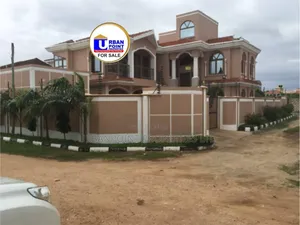 5bdrm Maisonette in Nyali Mkomani for sale