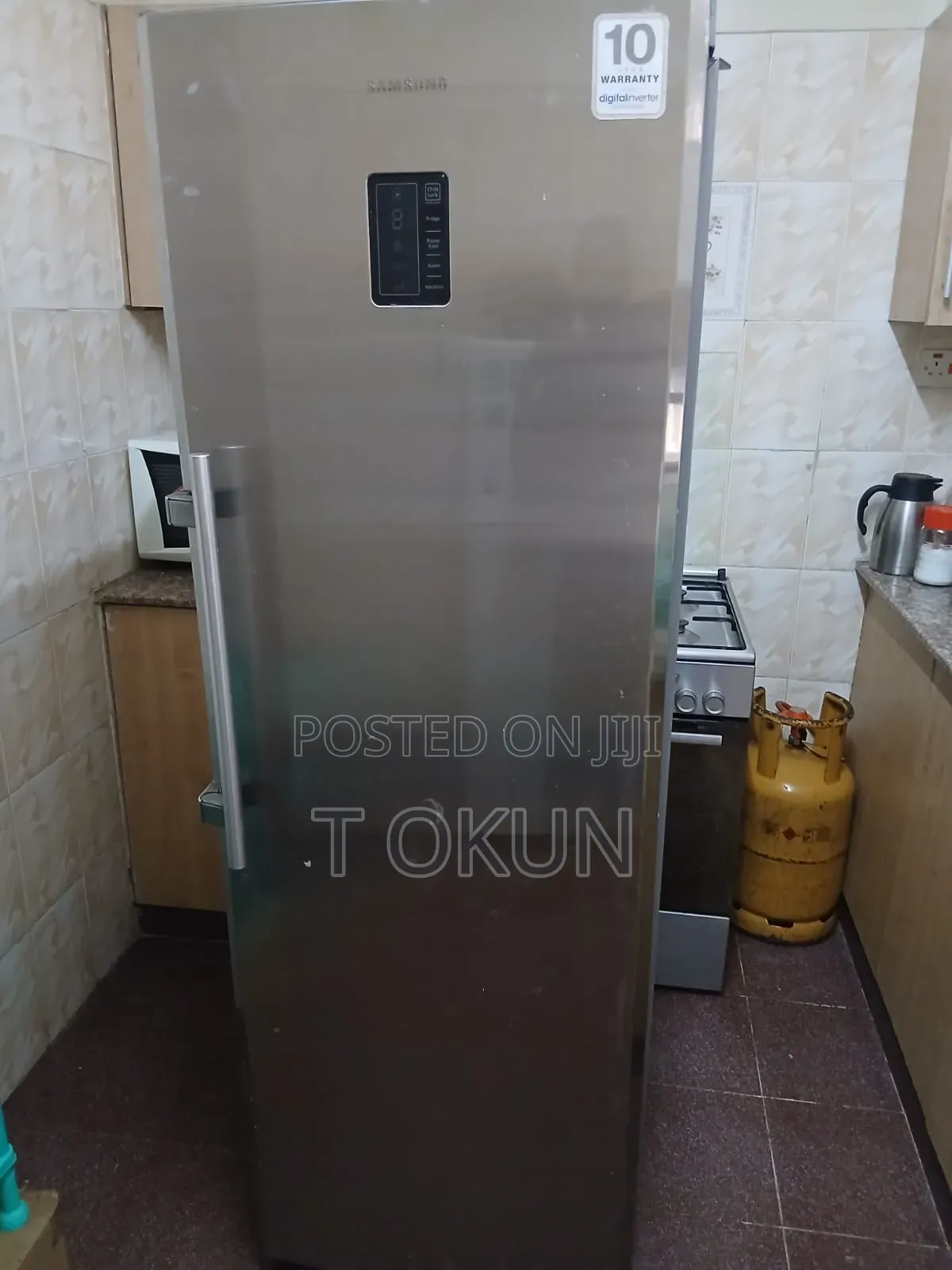 352 Litres Samsung Fridge With Digital Inverter