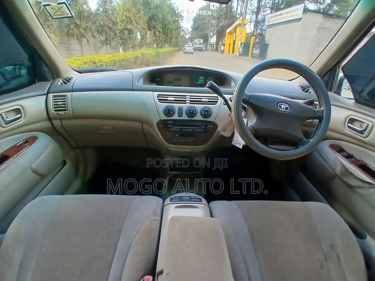 Toyota Vista 2003 Silver