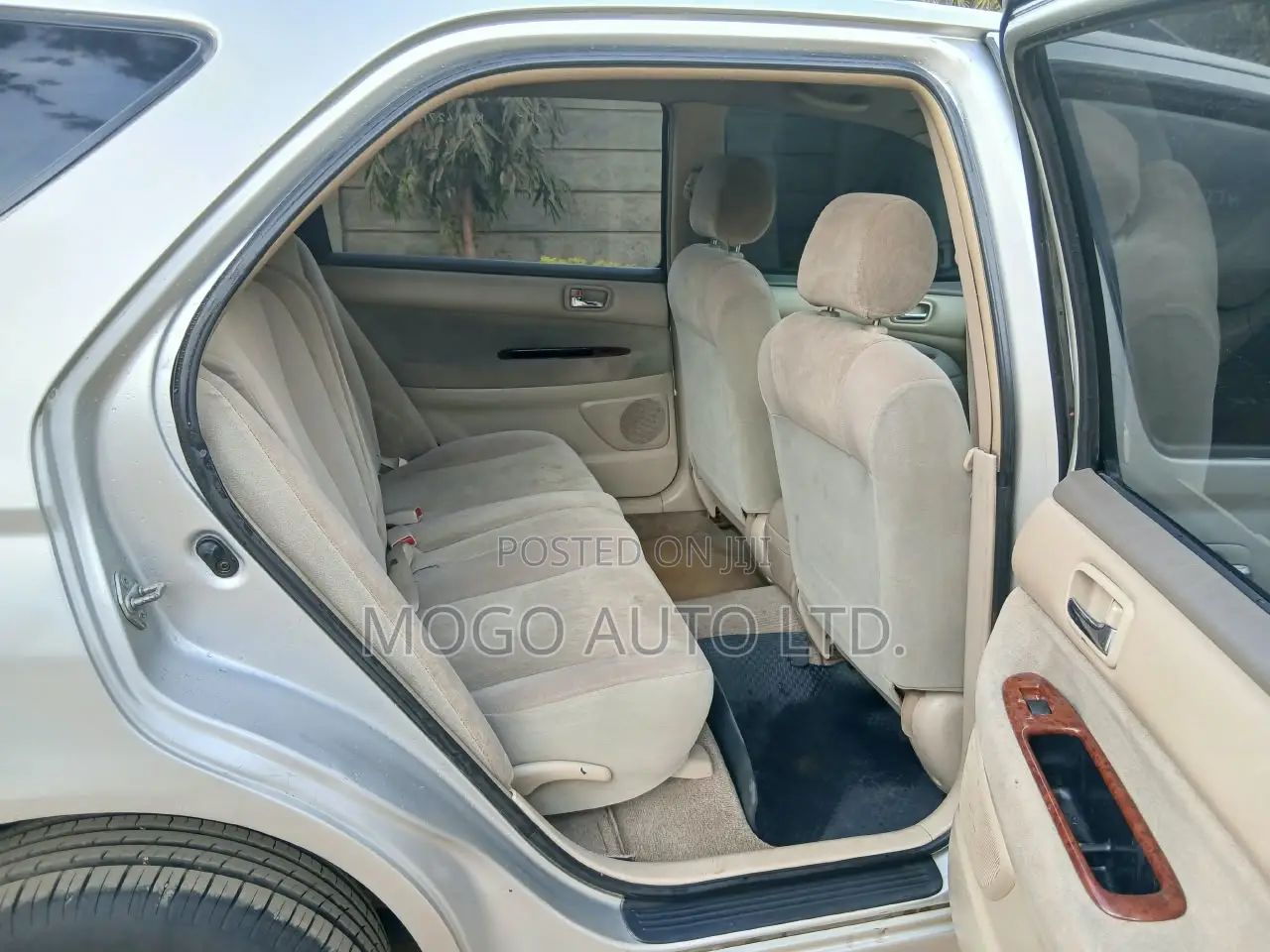 Toyota Vista 2003 Silver