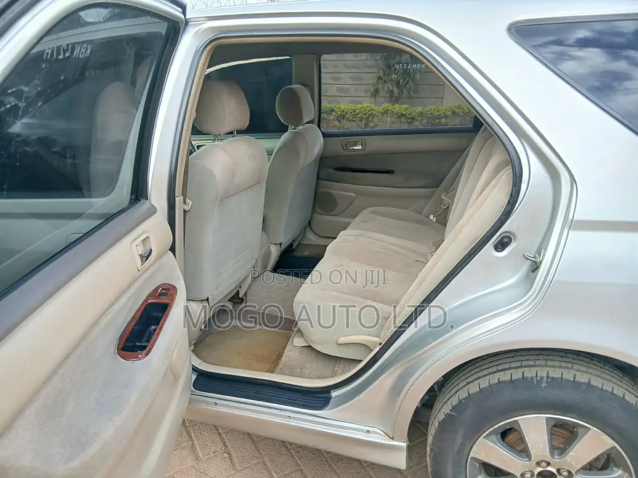 Toyota Vista 2003 Silver