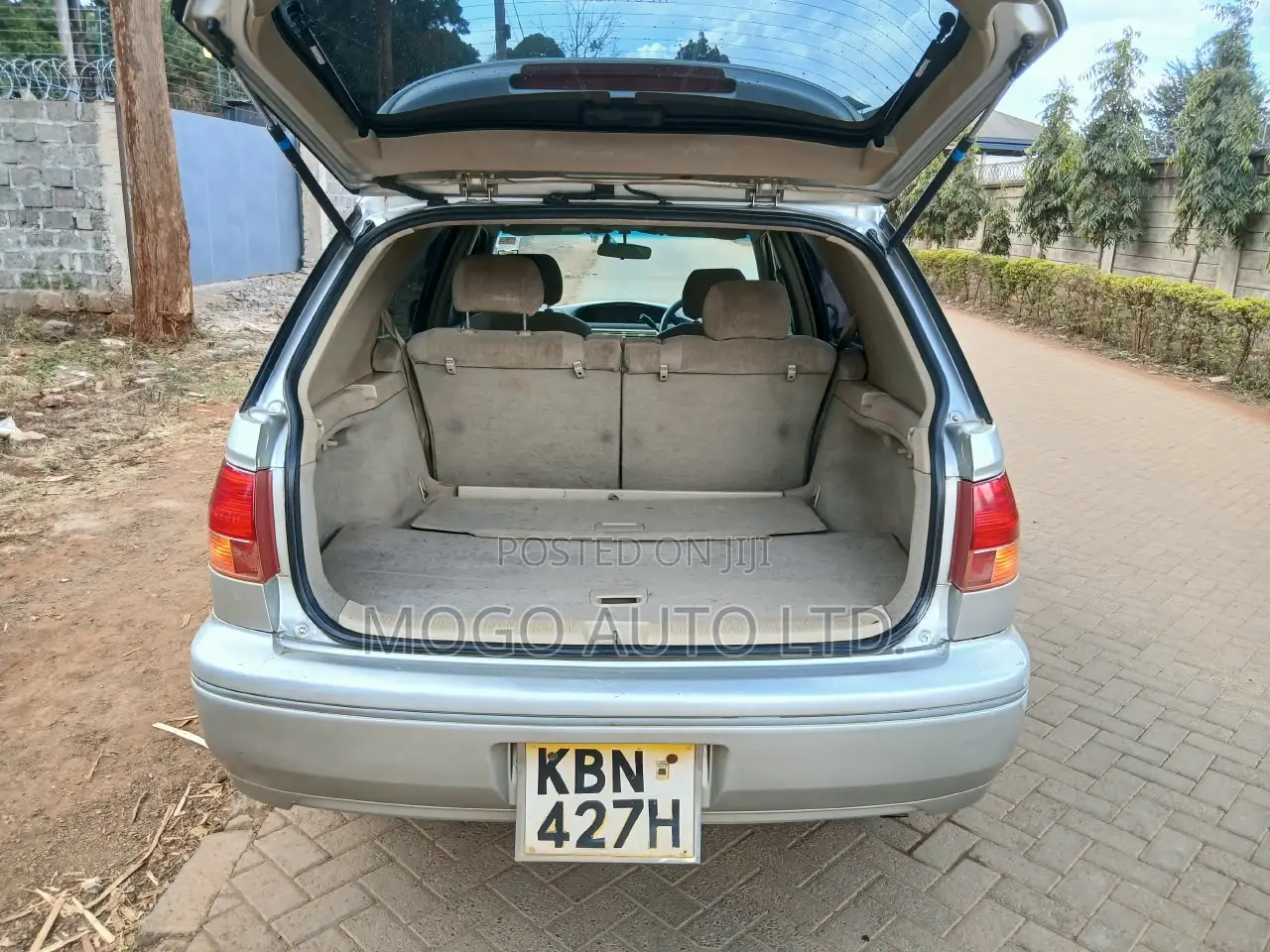 Toyota Vista 2003 Silver