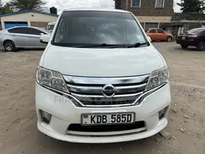 Nissan Serena 2012 Off white