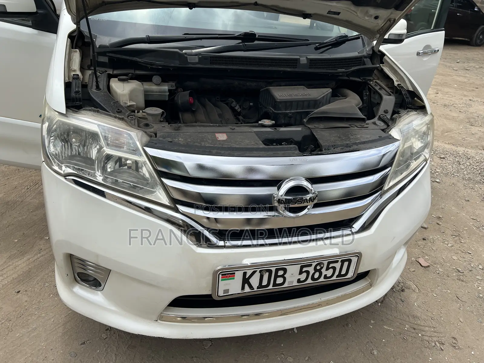 Nissan Serena 2012 Off white
