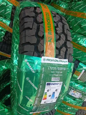 235/55/19 a/T Roadcruiza