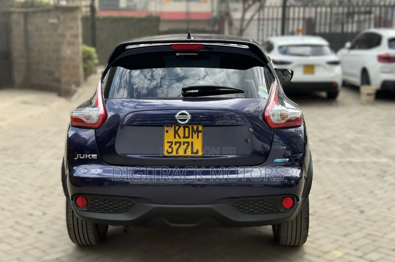 Nissan Juke 2016 Blue