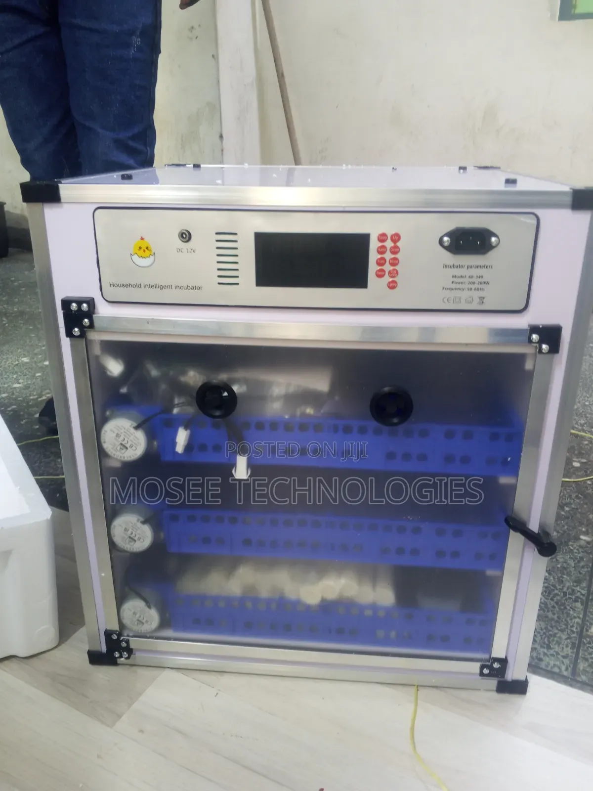 204 Eggs Incubator