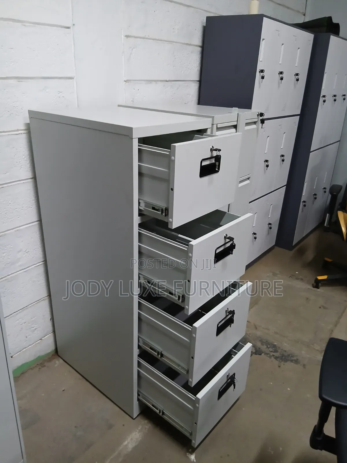 Boss Cabinet