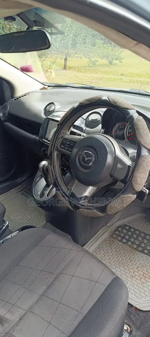 Mazda Demio 2012 Blue