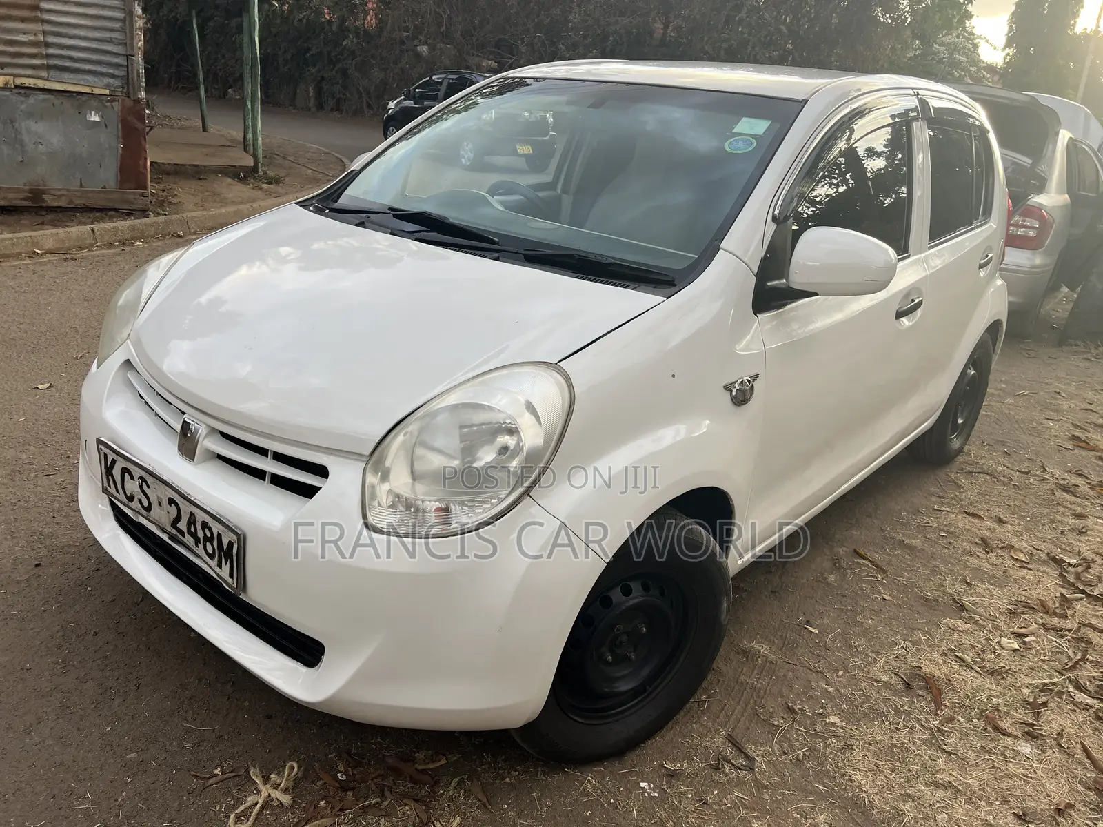 Toyota Passo 2012 White