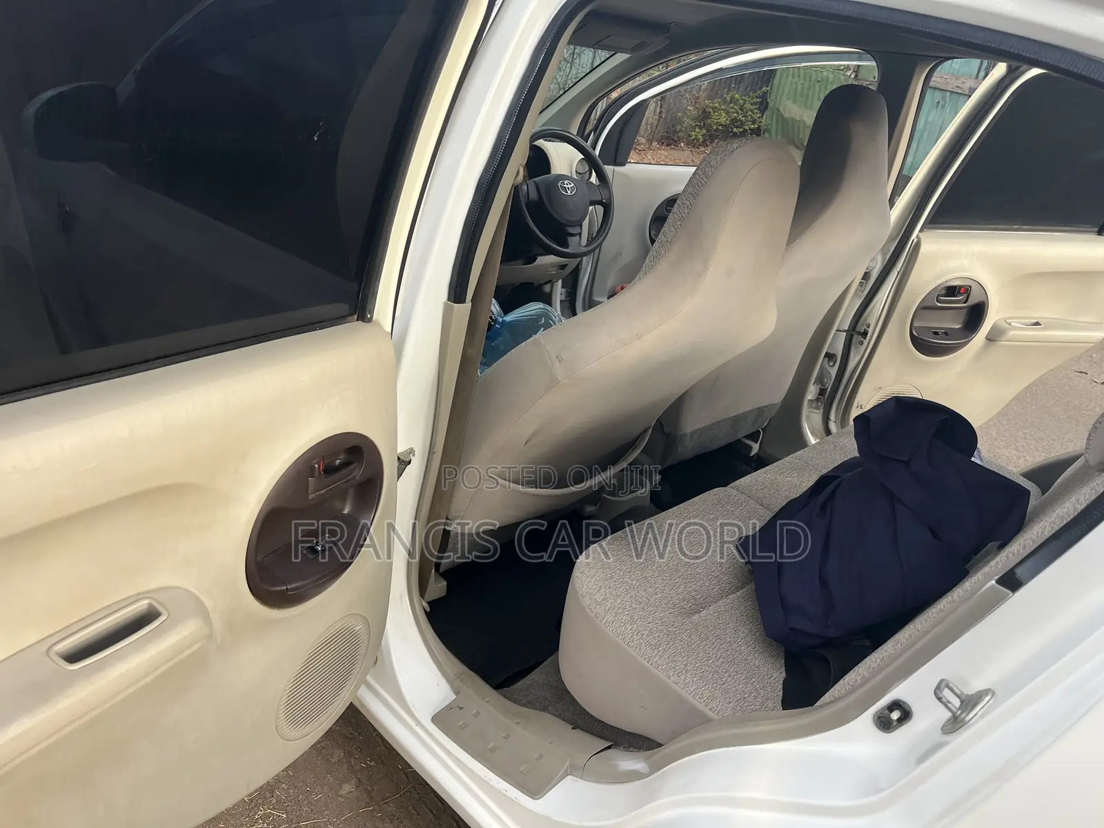 Toyota Passo 2012 White