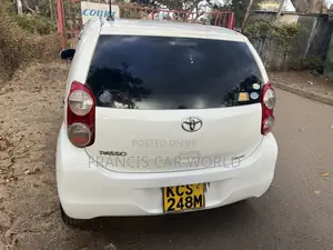 Toyota Passo 2012 White