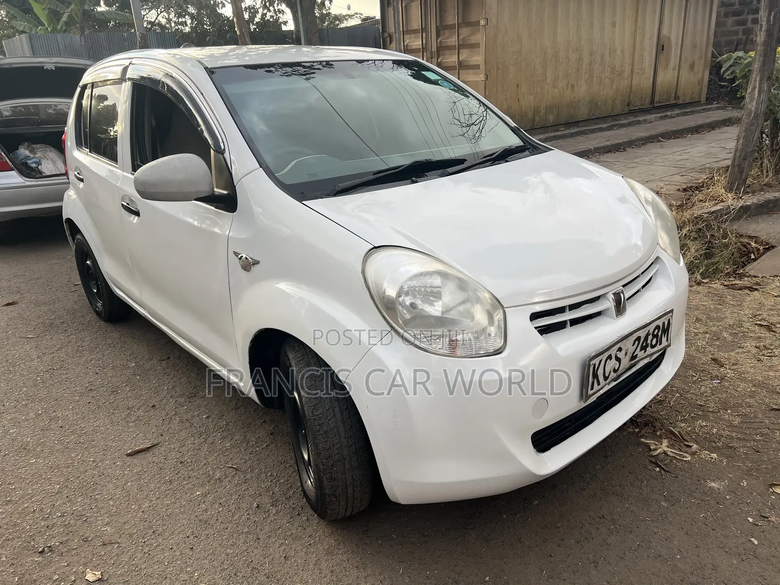 Toyota Passo 2012 White