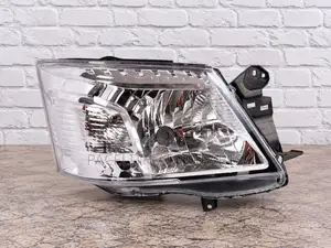 Depo Head Lamp / Light Nissan Urvan NV350 E26 E27 2013/2014/2015