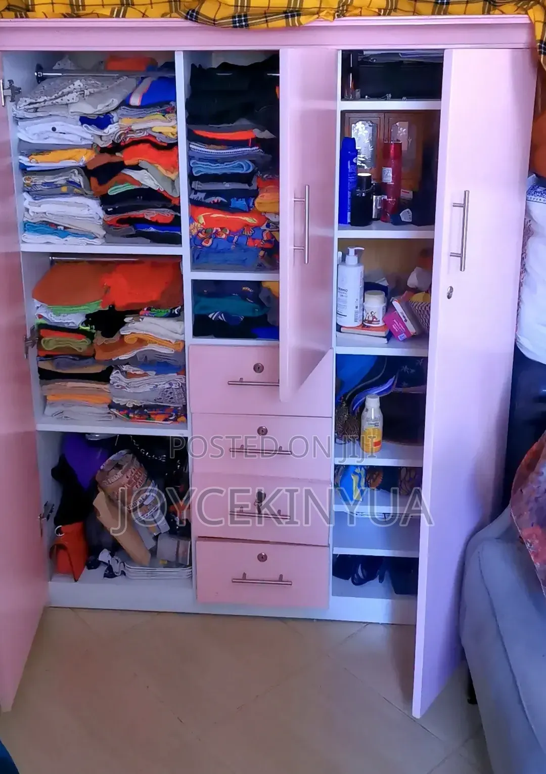 Chest of Drawers