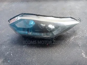 Honda Vezel 2015 Headlight