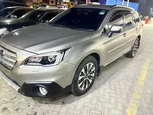 Subaru Outback 2.5i AWD 2016 Gold