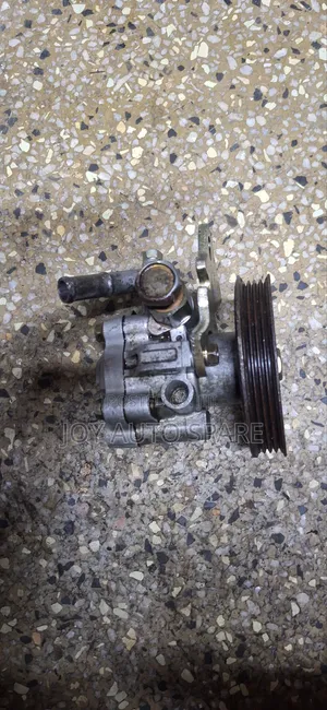 Nissan Sunny B14/B13 Power Steering Pump