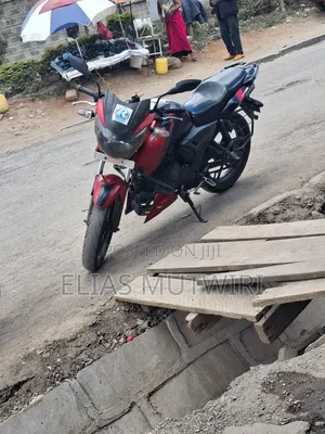 TVS Apache 160 4V 2014 Red