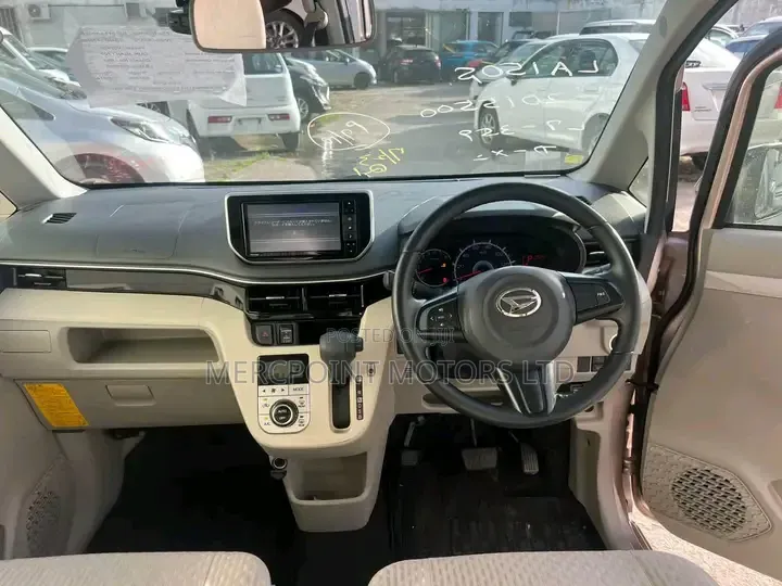 Daihatsu Move 2019 Pink