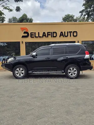 Toyota Land Cruiser Prado 4.0 Petrol TX 2013 Black