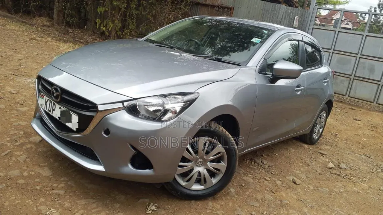Mazda Demio 2016 Gray