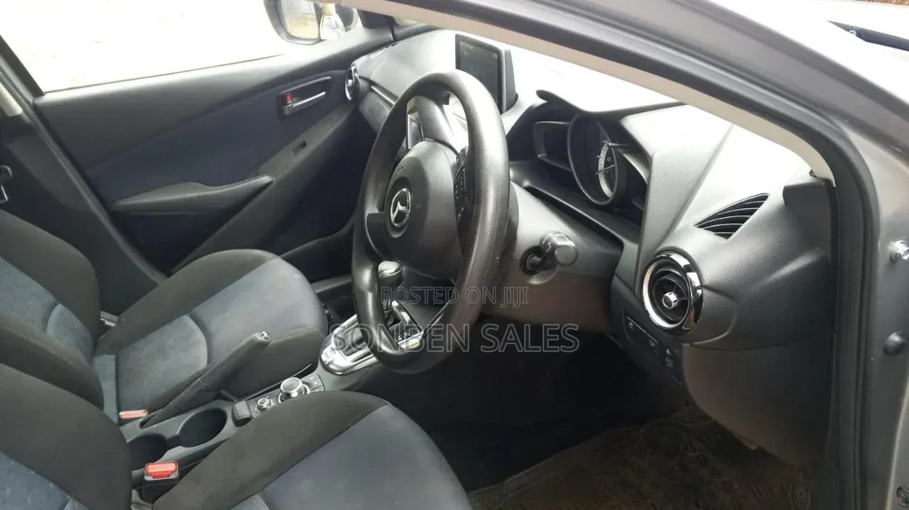 Mazda Demio 2016 Gray