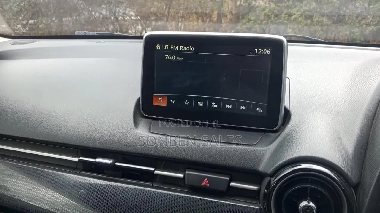 Mazda Demio 2016 Gray