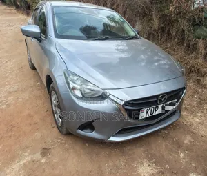 Mazda Demio 2016 Gray
