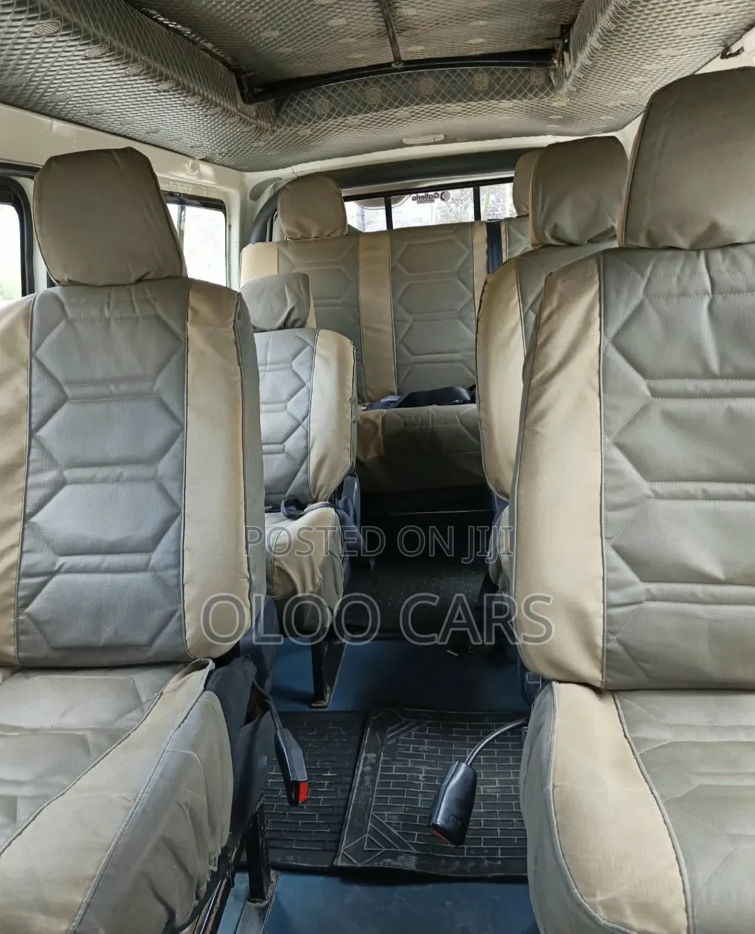 Toyota HiAce 2016 White