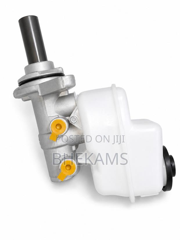 Brake Master Cylinder for Toyota Sienta