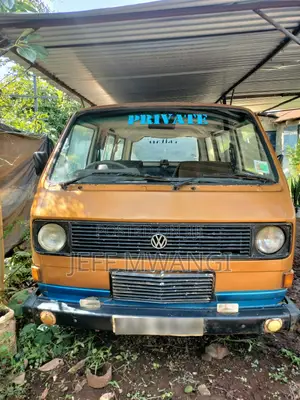 Volkswagen Transporter 1995 Orange